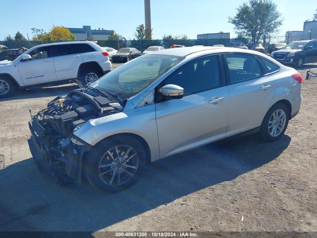 Ford FOCUS SE 2016 1FADP3F24GL318502 Image 2