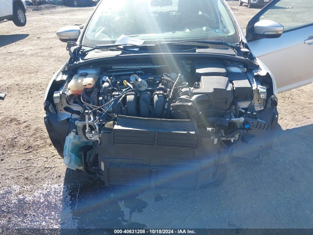 Ford FOCUS SE 2016 1FADP3F24GL318502 Image 6