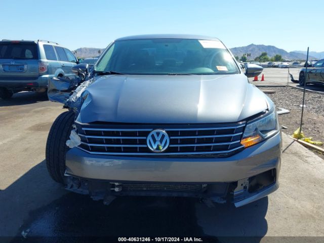 1VWAT7A31HC001453 Volkswagen Passat 1.8t S