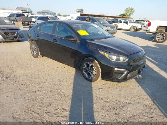 2019 3KPF24AD2KE106005 main image