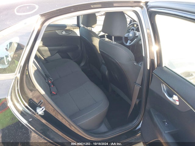 KIA Forte Lxs 2019 3KPF24AD2KE106005 Image 8