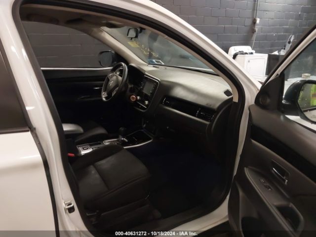 2020 MITSUBISHI OUTLANDER JA4AD2A32LZ042080 Photo 4