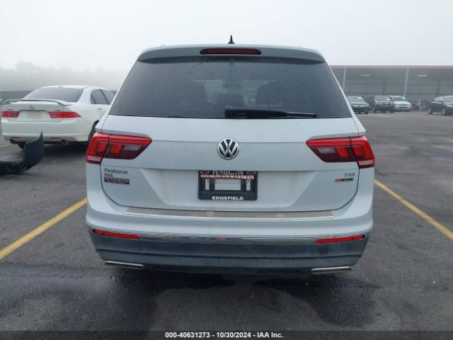3VV2B7AX0JM053630 Volkswagen Tiguan 2.0t Se/2.0t Sel