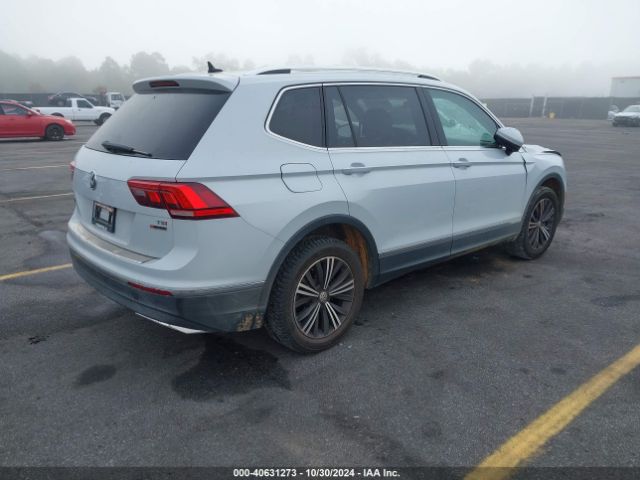 3VV2B7AX0JM053630 Volkswagen Tiguan 2.0t Se/2.0t Sel