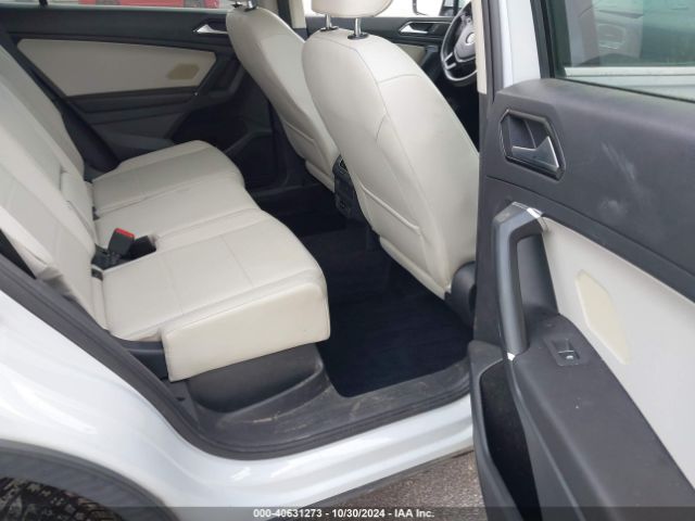 3VV2B7AX0JM053630 Volkswagen Tiguan 2.0t Se/2.0t Sel