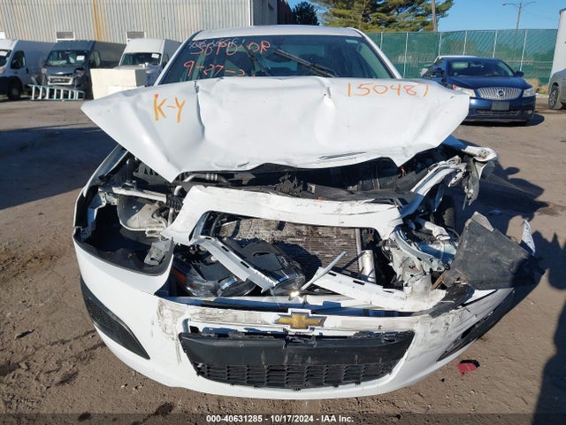 Chevrolet Sonic Ls Auto 2015 1G1JA5SH7F4150487 Image 12