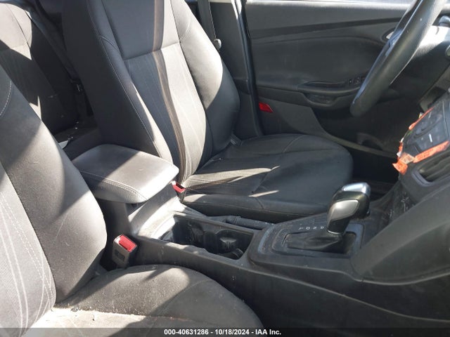 Ford FOCUS SE 2015 1FADP3K28FL335470 Image 5