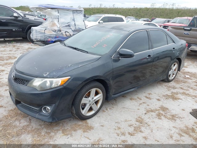 Toyota CAMRY SE 2014 4T1BF1FK5EU749345 Image 2