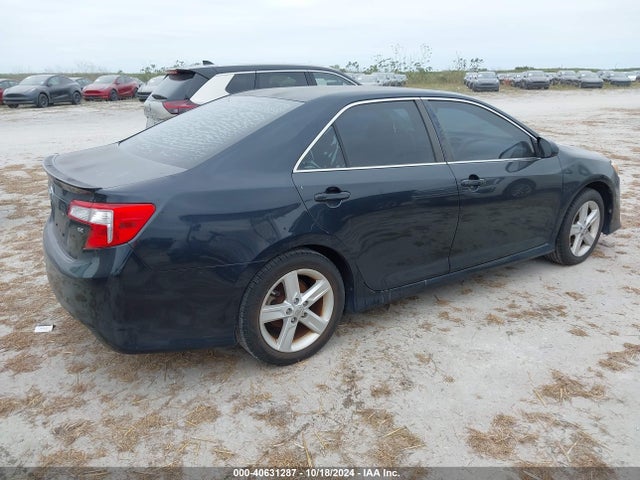 Toyota CAMRY SE 2014 4T1BF1FK5EU749345 Image 4