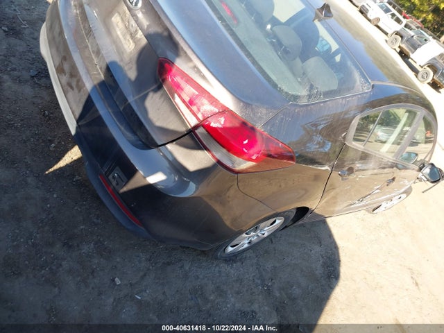 KIA FORTE LX 2017 3KPFK4A71HE140049 Image 4