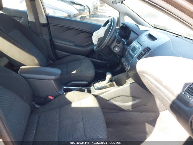KIA FORTE LX 2017 3KPFK4A71HE140049 Image 5