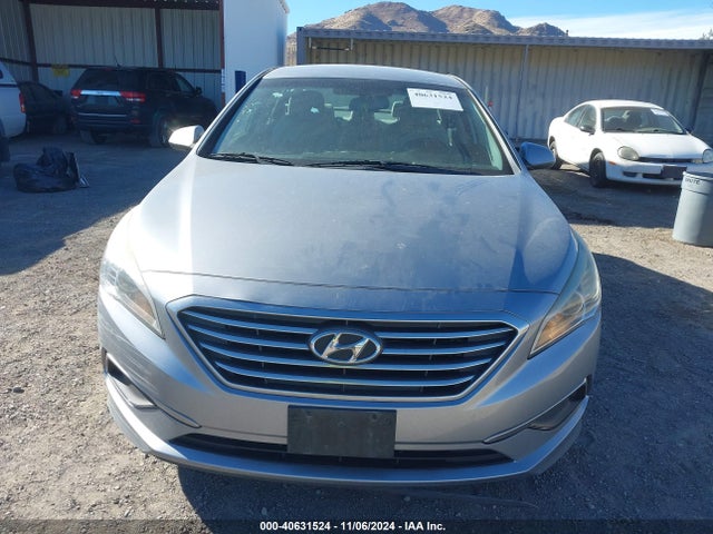 Hyundai SONATA SE 2016 5NPE24AF1GH302596 Image 13