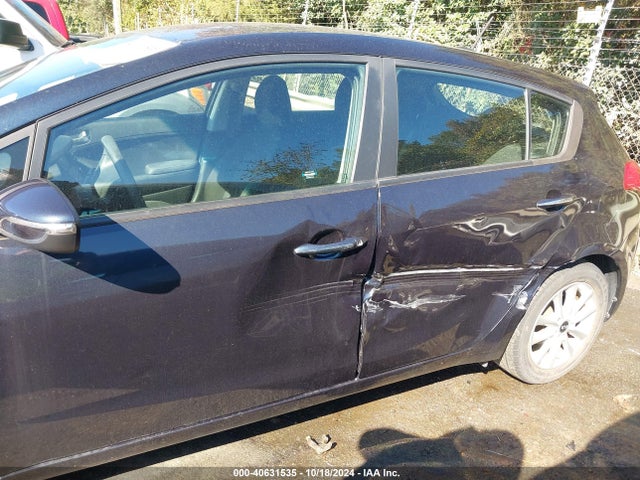 KIA FORTE LX 2017 KNAFK5A86H5718959 Image 6