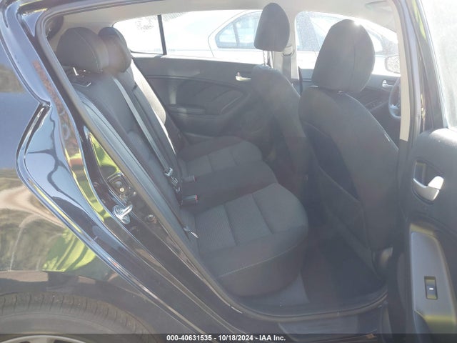 KIA FORTE LX 2017 KNAFK5A86H5718959 Image 8