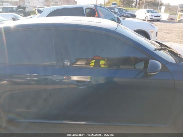 1VWLA7A39KC011671 Volkswagen Passat 2.0t Wolfsburg Edition