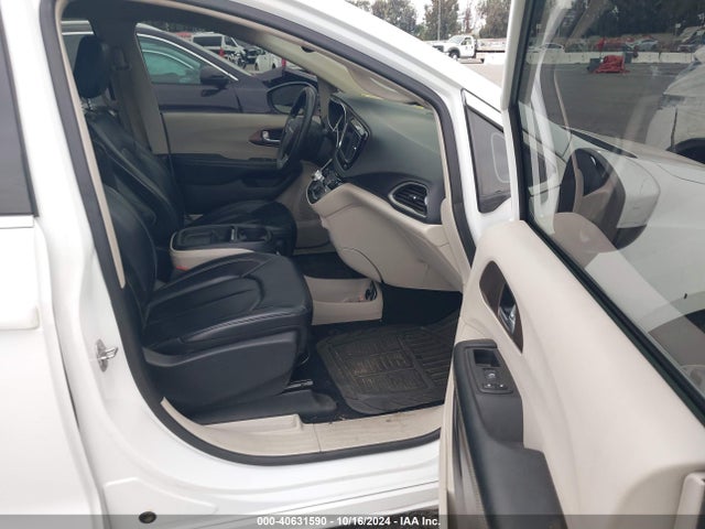Chrysler Voyager Lxi 2020 2C4RC1DG3LR262178 Image 5