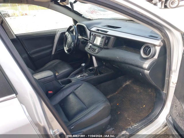 Toyota Rav4 Xle 2018 JTMWFREV4JJ191502 Image 5