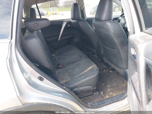 Toyota Rav4 Xle 2018 JTMWFREV4JJ191502 Image 8
