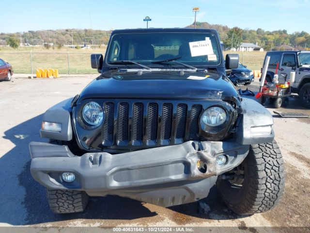 1C4HJXDN4JW232341 Jeep Wrangler Unlimited Sport S 4x4