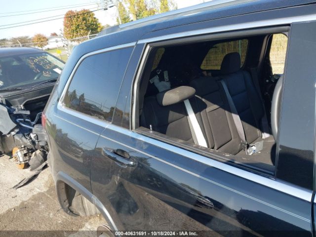 1C4RJFAG2MC731911 Jeep Grand Cherokee Laredo E 4x4