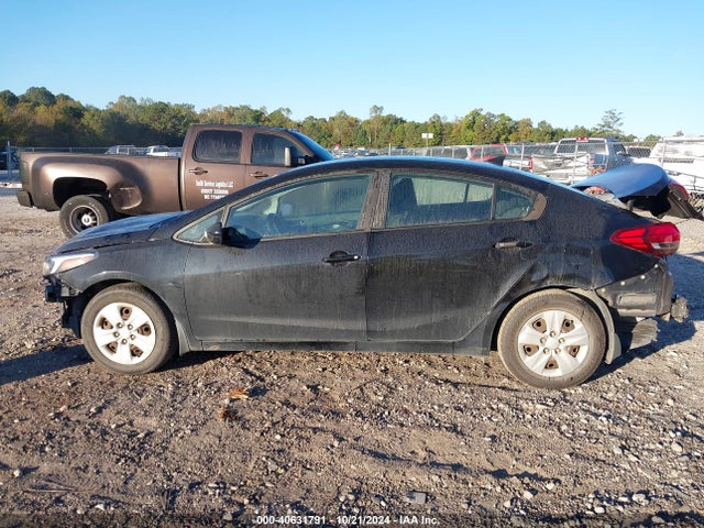 KIA FORTE LX 2017 3KPFK4A75HE083323 Image 15