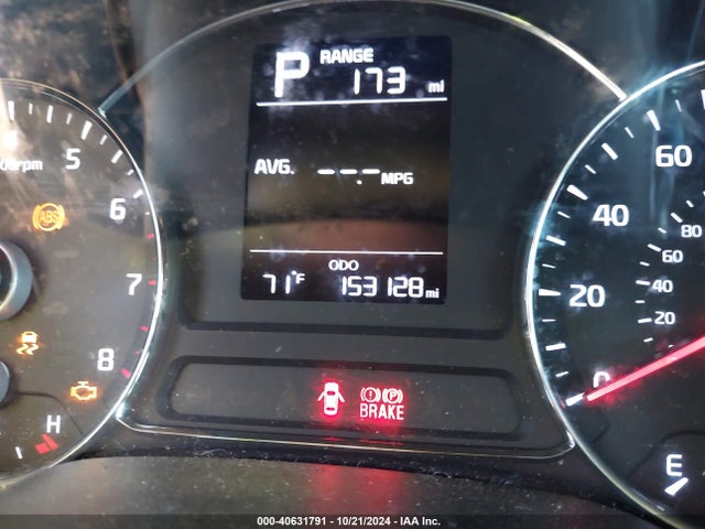 KIA FORTE LX 2017 3KPFK4A75HE083323 Image 16