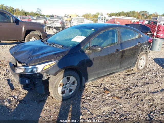 KIA FORTE LX 2017 3KPFK4A75HE083323 Image 2