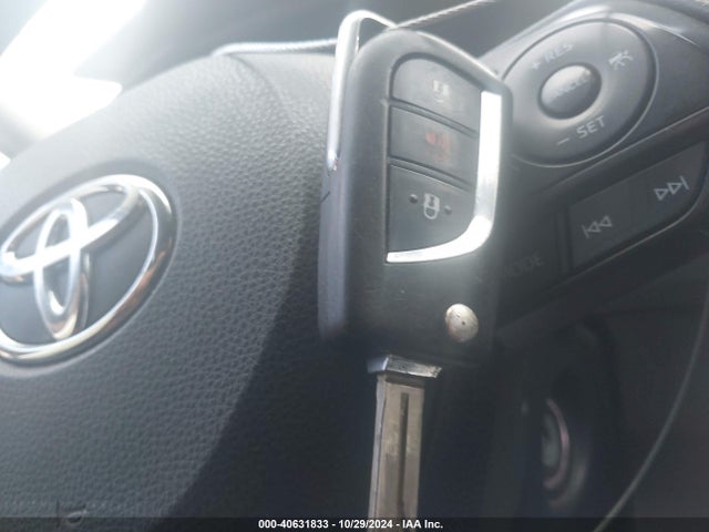 Toyota RAV4 LE 2019 2T3F1RFV6KW015275 Image 11