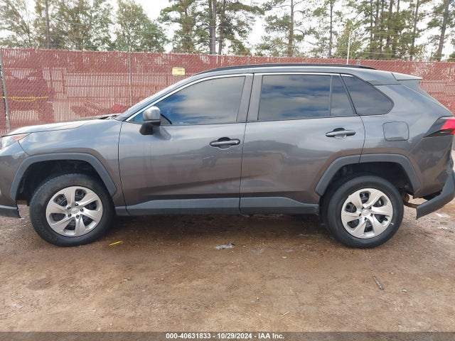 Toyota RAV4 LE 2019 2T3F1RFV6KW015275 Image 14
