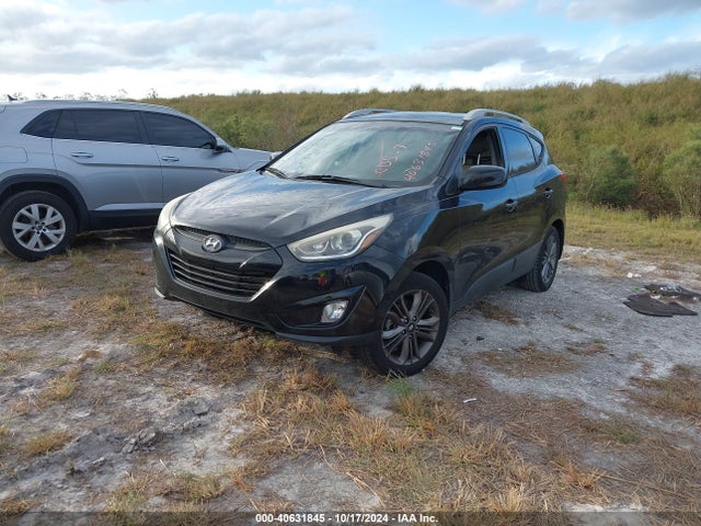 Hyundai TUCSON SE 2015 KM8JU3AG3FU058266 Image 2