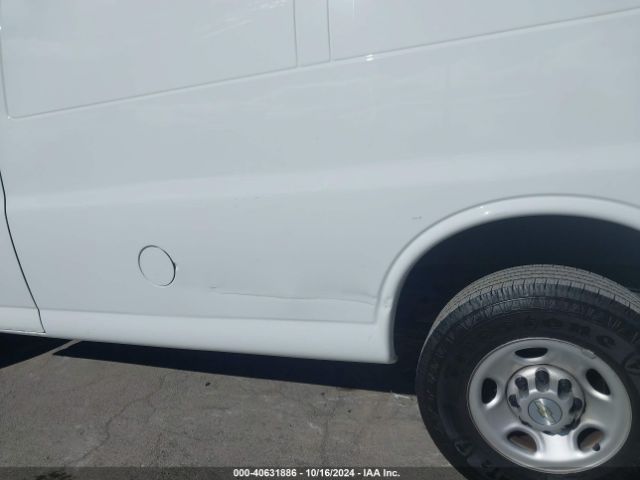 1GCWGAF70M1168365 Chevrolet Express Cargo Rwd 2500 Regular Wheelbase Wt