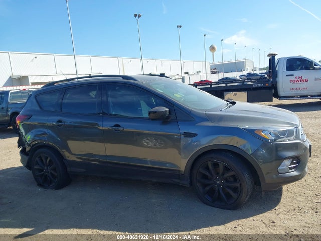 Ford ESCAPE SE 2019 1FMCU0GD0KUA41133 Image 13