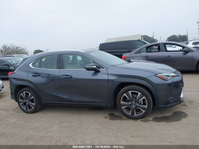 JTHX3JBHXN2050364 Lexus UX 200