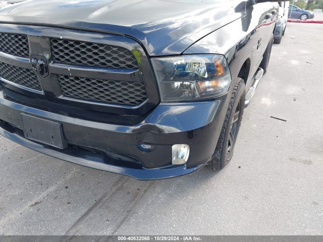 RAM 1500 Express  4x4 6'4 Box 2017 1C6RR7FG8HS850220 Image 6