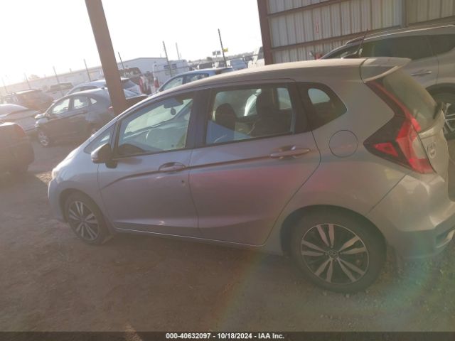 3HGGK5H88JM722946 Honda FIT EX