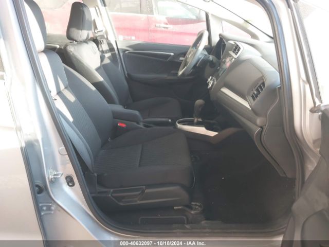 3HGGK5H88JM722946 Honda FIT EX