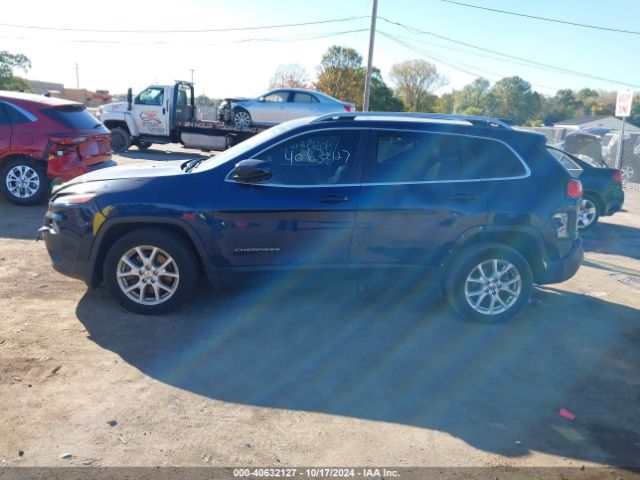 1C4PJLCB3JD573611 Jeep Cherokee Latitude Fwd