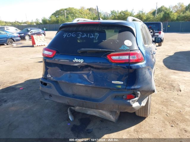 1C4PJLCB3JD573611 Jeep Cherokee Latitude Fwd