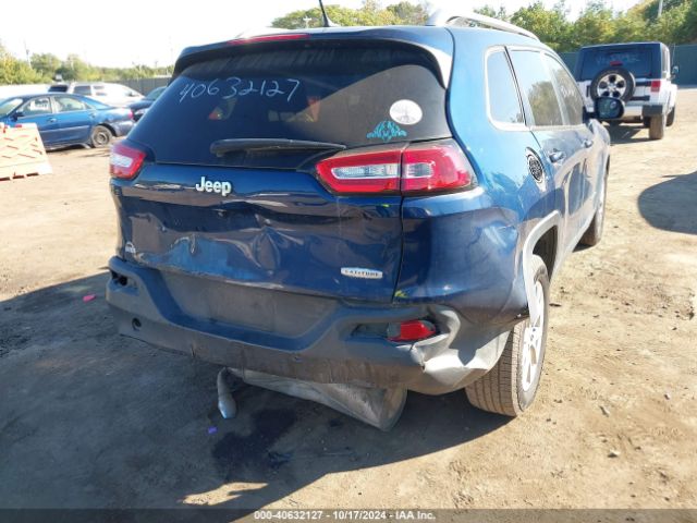 1C4PJLCB3JD573611 Jeep Cherokee Latitude Fwd