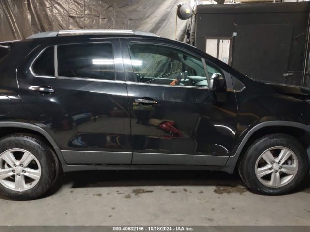 3GNCJPSB1LL125198 Chevrolet Trax Awd Lt