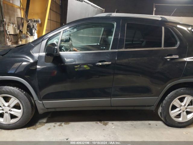 3GNCJPSB1LL125198 Chevrolet Trax Awd Lt