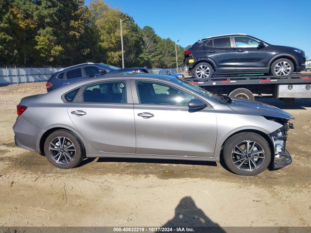 KIA Forte Lxs 2023 3KPF24AD1PE616191 Image 14