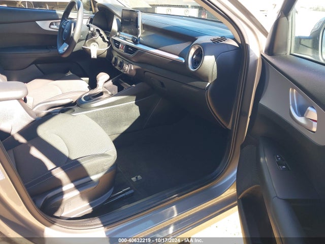 KIA Forte Lxs 2023 3KPF24AD1PE616191 Image 5