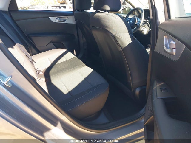 KIA Forte Lxs 2023 3KPF24AD1PE616191 Image 8
