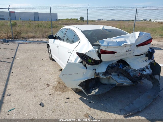Hyundai ELANTRA SEL 2019 5NPD84LF2KH410578 Image 3