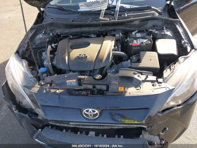 3MYDLBJV1LY700443 Toyota YARIS LE
