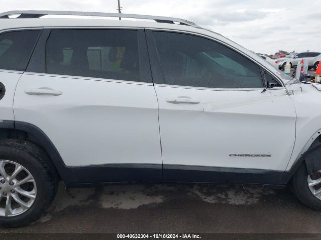 1C4PJLCB7KD297404 Jeep Cherokee Latitude Fwd