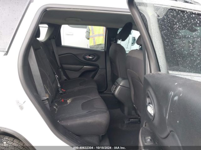 1C4PJLCB7KD297404 Jeep Cherokee Latitude Fwd
