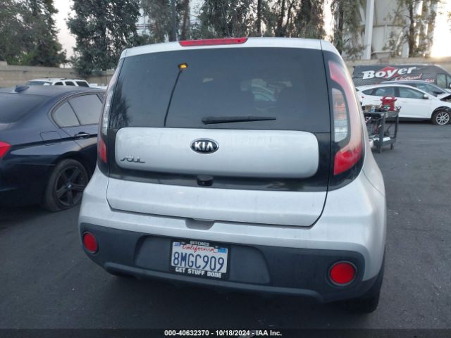 KNDJN2A2XK7683451 KIA Soul