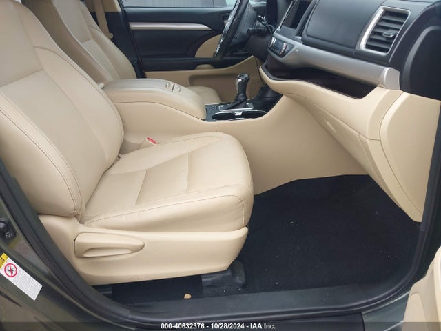 Toyota Highlander Xle V6 2016 5TDKKRFH3GS186452 Image 5